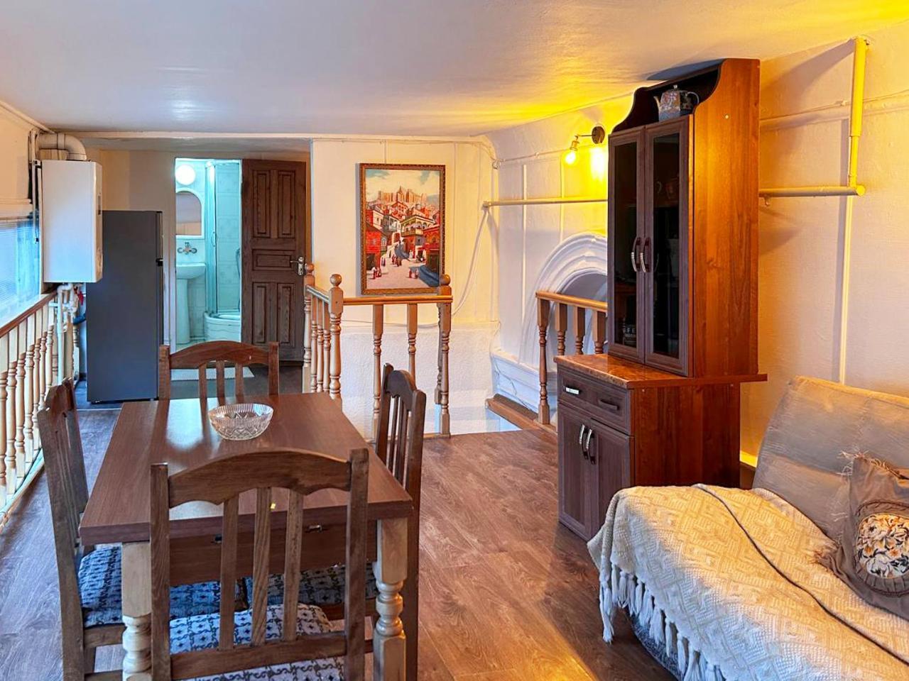 Guest house Leon