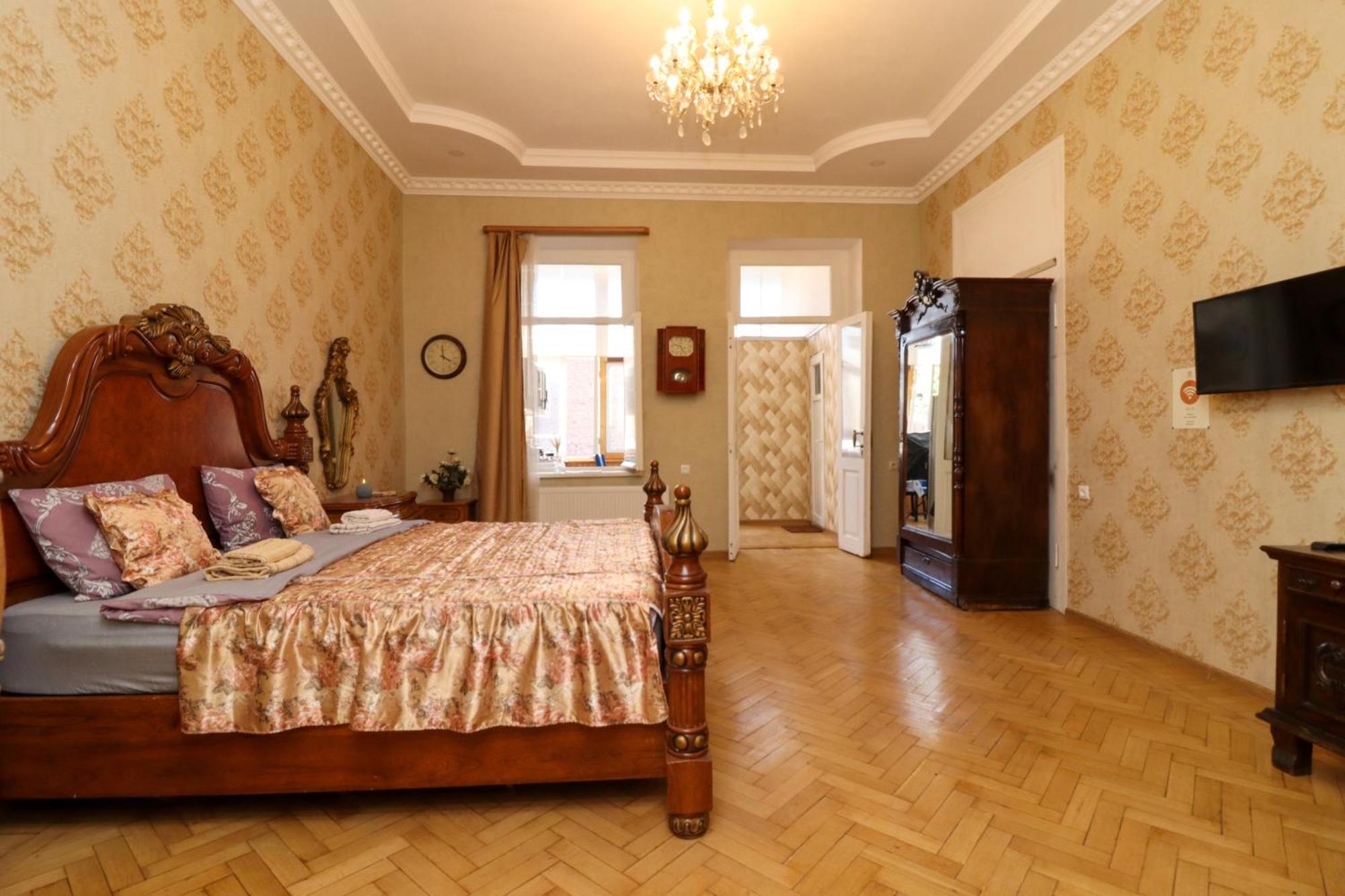 Leon Guest house